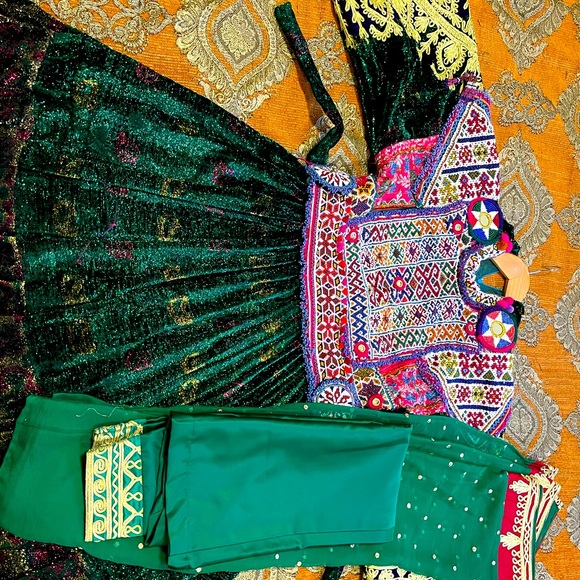 Afghan Traditional Dress - Picture 9 of 9